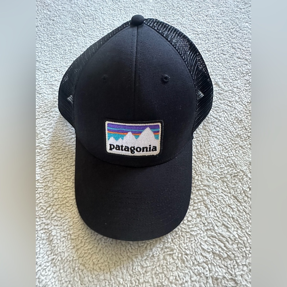 Patagonia Black Cap with Logo Patch